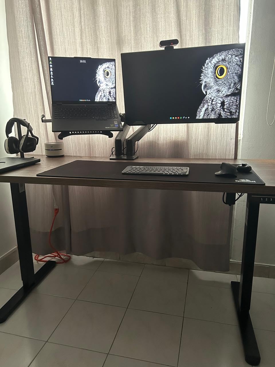 ErGear Electric Stand up Desk Frame,4 Memory Height Settings Height Adjustable Table Legs, Sit Stand Desk Frame Up to 47.2