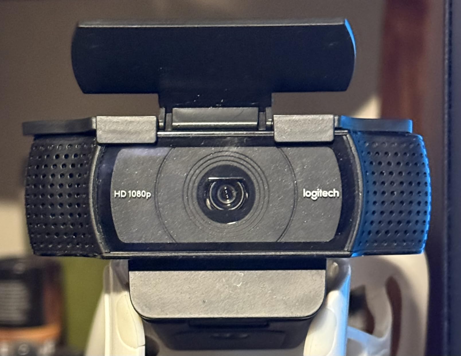 CloudValley Webcam Cover for Logitech C920/ C920x/ C922x/ C930e/ C922/ C920 HD Pro Stream Webcam, Camera Cover to Protect Lens and Security, Black customer photo 1