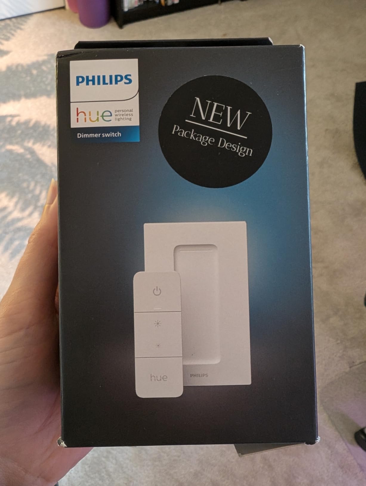 Philips Hue Smart Wireless Dimmer Switch V2 (Installation-Free, Exclusive Philips Hue Lights) customer photo 2