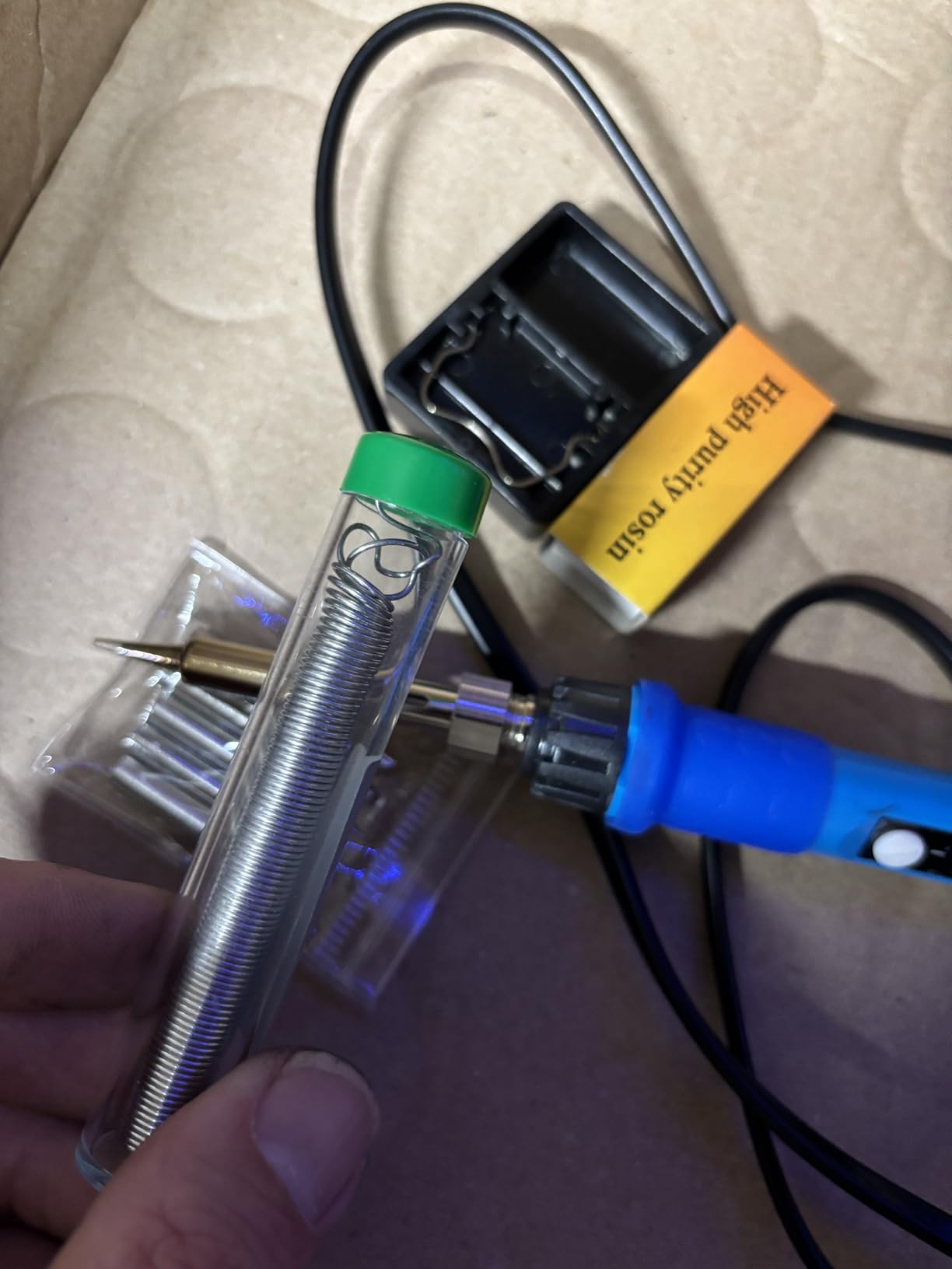 Soldering Iron Kit, 80W 110V LCD Digital Solder Iron Pen with Ceramic Heater, Portable Welding Tools with 5pcs Tips, Stand, Solders Wire, Sponge, Paste, for Metal,Electric Repairs, DIY customer photo 2