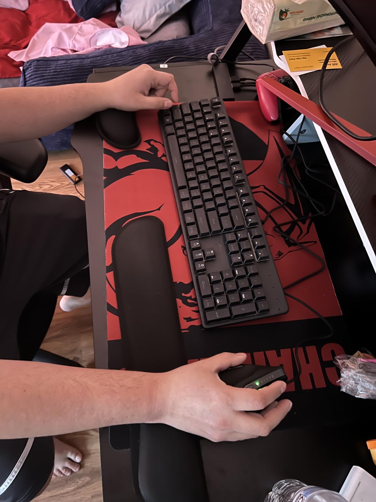 GORILLA GRIP Silky Memory Foam Wrist Rest for Computer Keyboard, Mouse, Ergonomic Design for Typing Pain Relief, Desk Pads Support Hand and Arm, Mousepad Rests, Stain Resistant, 2 Piece Pad, Black customer photo 1