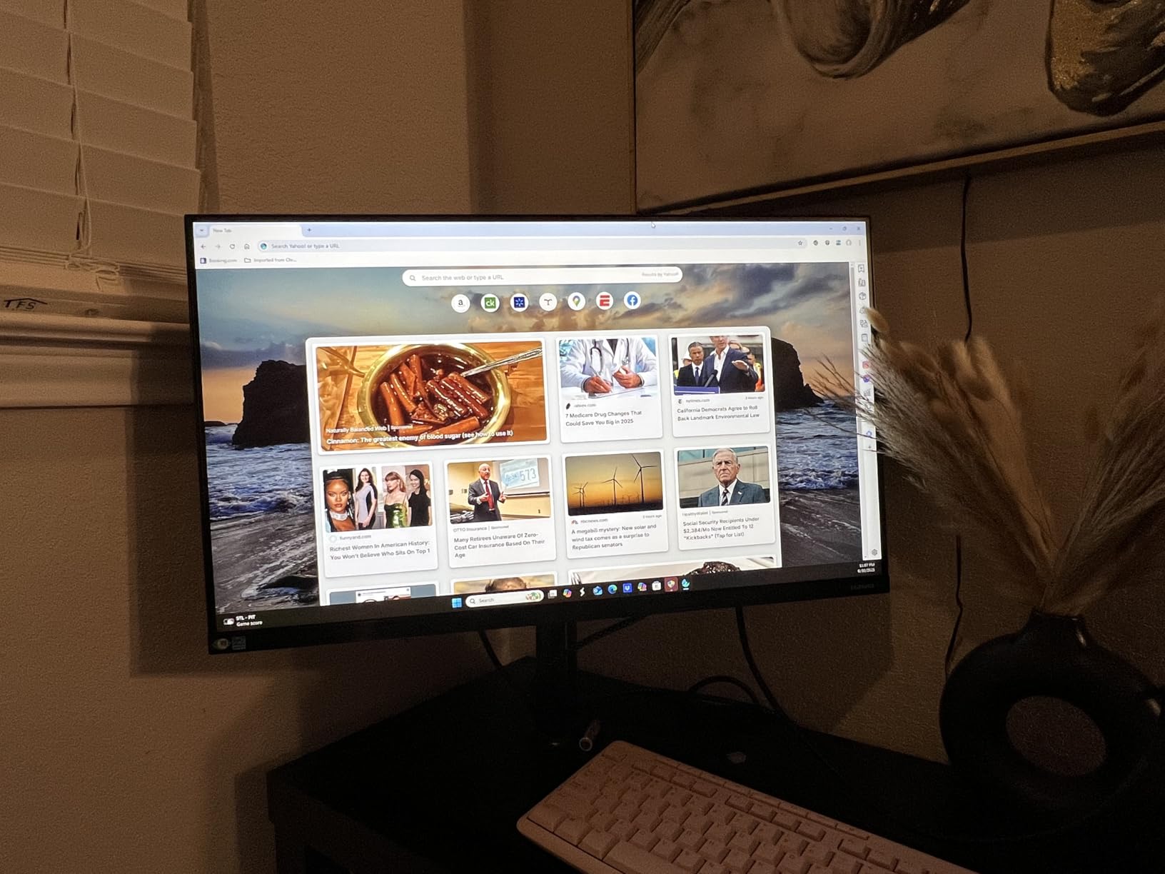 SAMSUNG FT45 Series 24-Inch FHD 1080p Computer Monitor, 75Hz, IPS Panel, HDMI, DisplayPort, USB Hub, Height Adjustable Stand, 3 Yr WRNTY customer photo 1