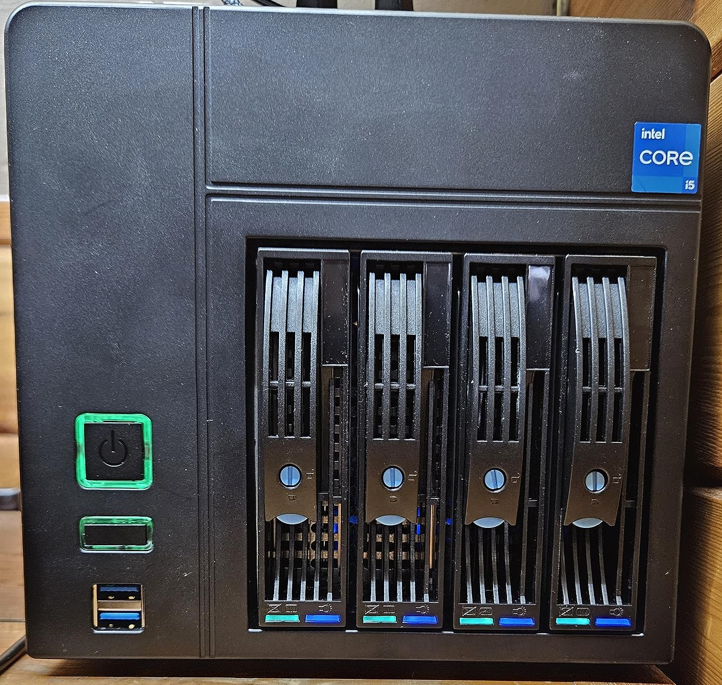 Mini-ITX NAS PC K3 Chassis, 4 Bay DIY Computer Case with 4 x 2.5/3.5
