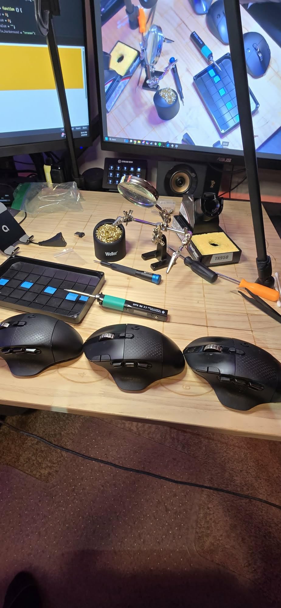 PINECIL - Smart Mini Portable Soldering Iron, Small customer photo 1