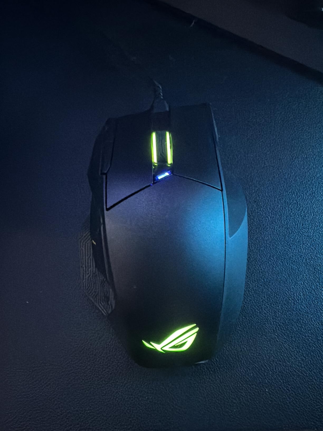 ASUS ROG Spatha X Wireless Gaming Mouse - MMO/MOBA Design, 12 Programmable Buttons, Right-Handed, 168g, Dual-Mode (Wired/2.4GHz), 19K DPI, up to 67Hr Battery, Magnetic Charging Dock, PC/Mac Support customer photo 1