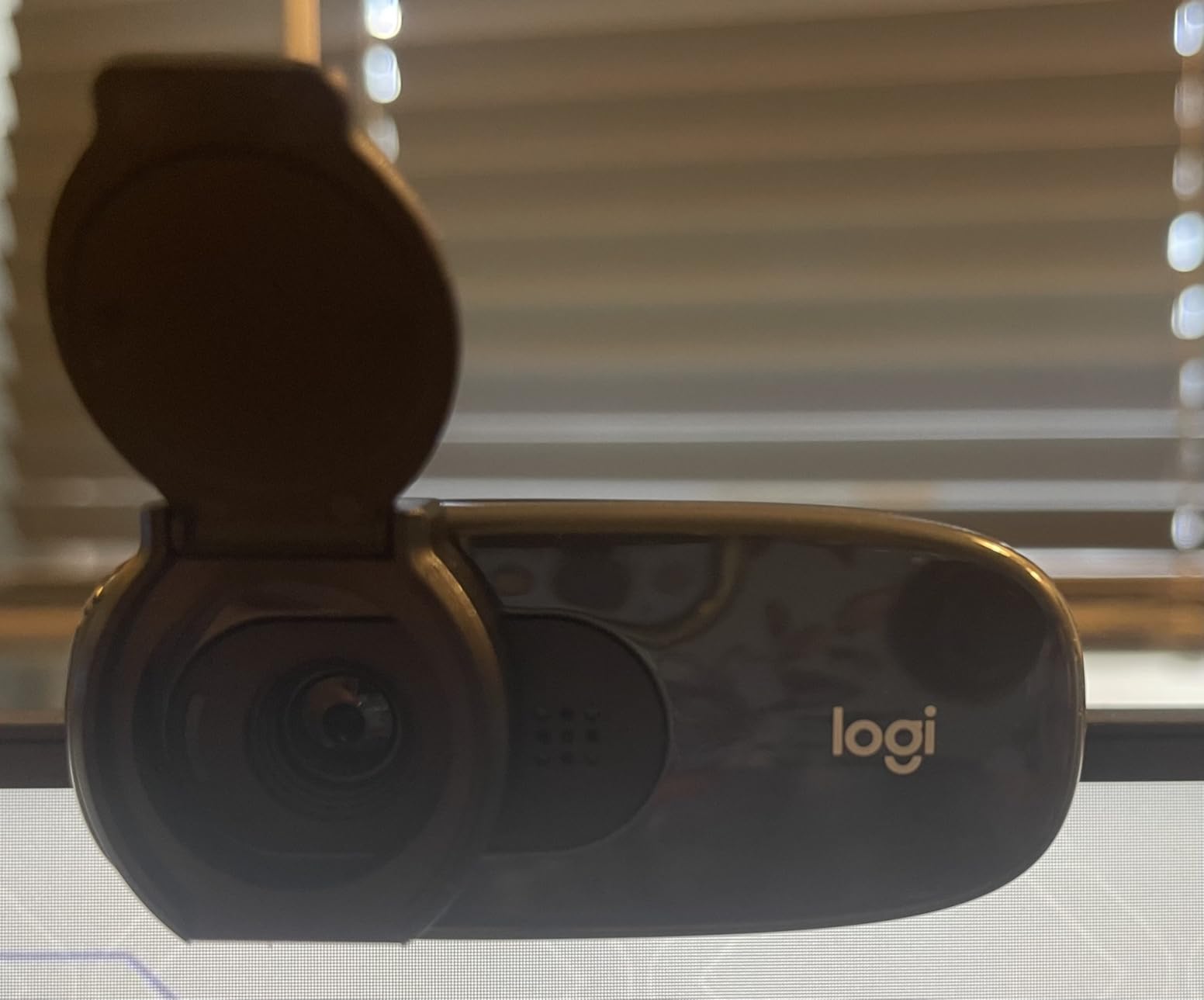 2 Pack Universal Webcam Cover, Desktop Computer External Webcam Lens Covers Shutter Cap Hood, Streaming Web Camera Privacy Cover Clip Compatible with Logitech HD Pro Webcams C270/C615/C920/C930e/C922X customer photo 1