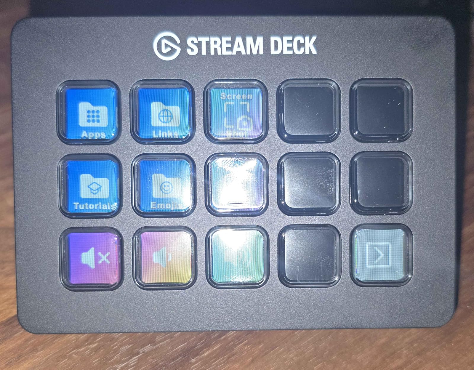 Elgato Stream Deck MK.2 - Studio Controller, 15 macro keys customer photo 1