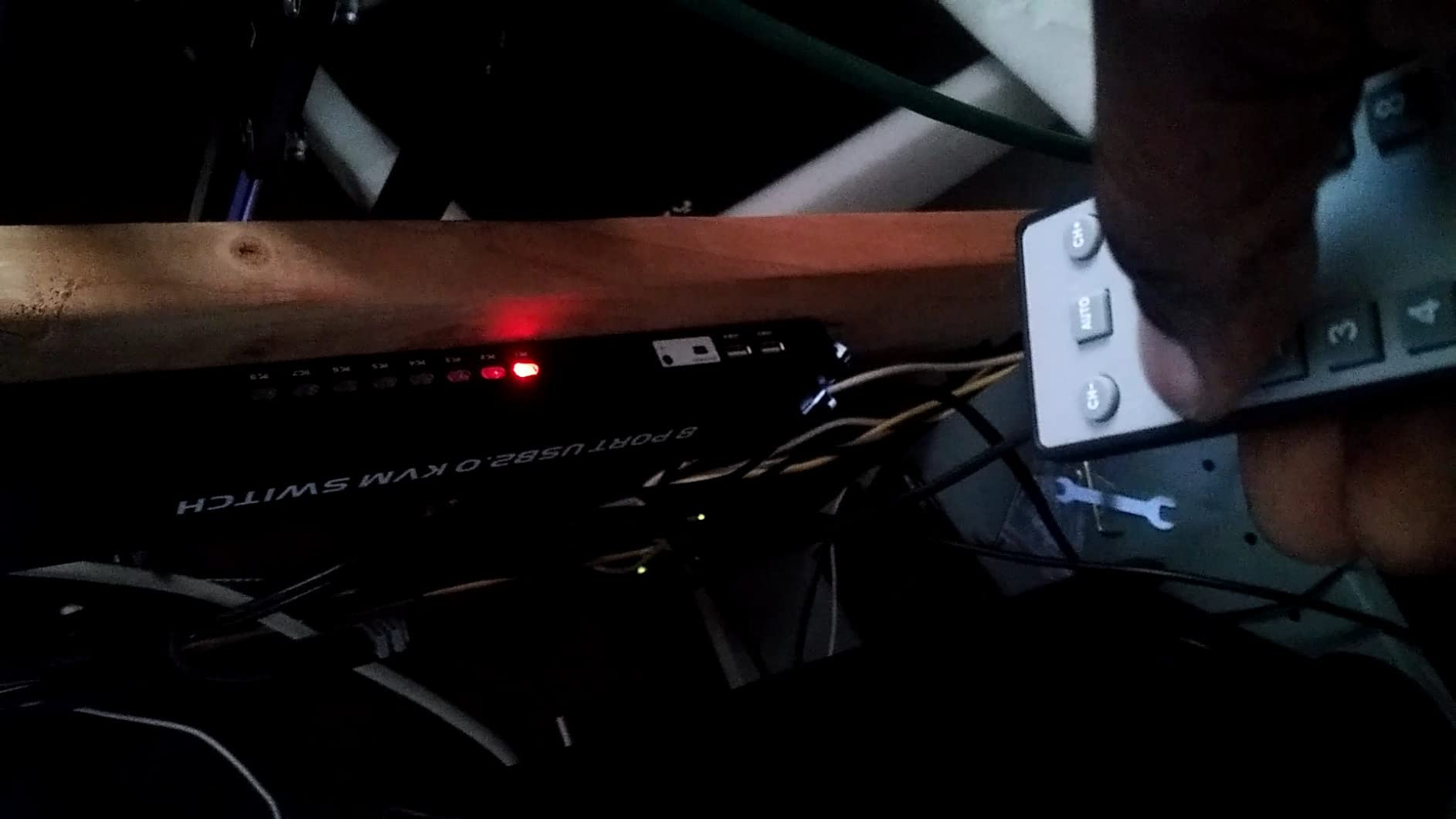 KVM Switch HDMI 8 Port, 4K@30Hz USB HDMI Rack KVM Console 8 in 1 Out w/9pack Cables 4 USB 2.0 Hubs Desktop Selector IR Remote & Ears customer photo 1