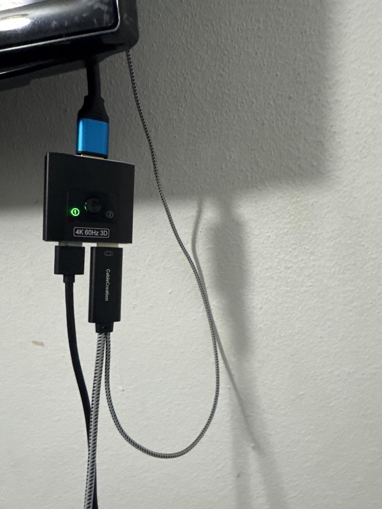 HDMI Switch Splitter 4K@60hz, Aluminum HDMI 2.0 Switcher 2 in 1 Out, HDMI Splitter 1 in 2 Out, Bi-Directional Switch Support 4K 3D HDR for Xbox PS5/4/3 Blu-Ray Player Fire Stick Roku HDTV customer photo 2