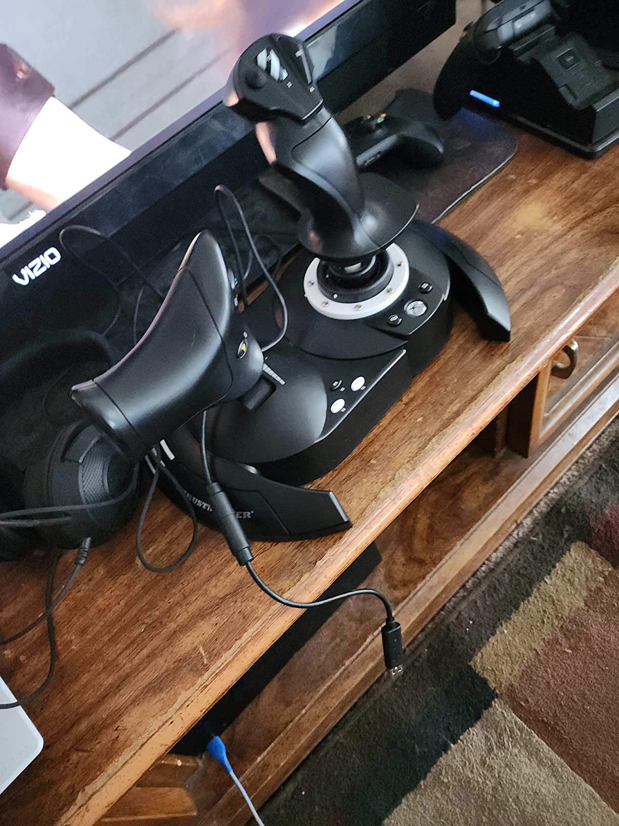 Thrustmaster T-Flight Full Kit (Compatible with Xbox Serie X|S and PC) customer photo 1