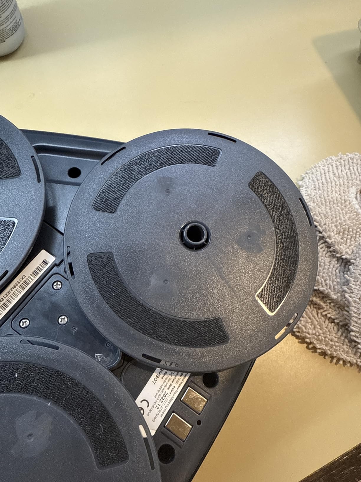 EVERYBOT Three-Spin Robot Mop for Hard Floors - Ultra-Quiet 43dB, Powerful Three Mops Wiping, Long Battery & Large Water Tank, Remote Control, Global Design Award Winner customer photo 2