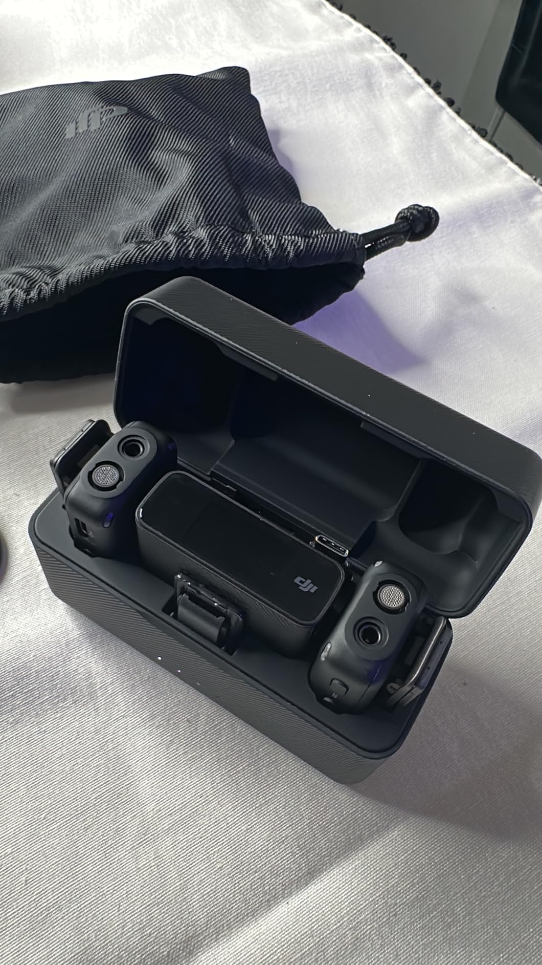 DJI Mic (2 TX + 1 RX + Charging Case), Wireless Lavalier Microphone, 250m (820 ft.) Range, 15-Hour Battery, Noise Cancellation Wireless Microphone for PC, iPhone, Record Interview, YouTube, Black customer photo 2