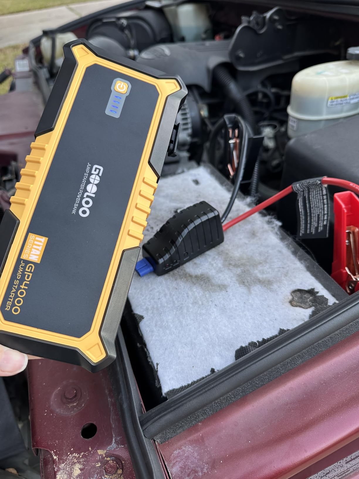 GOOLOO GP4000 Jump Starter 4000A Peak Car Starter for All Gas, up to 10.0L Diesel Engine, SuperSafe 12V Lithium Jump Box customer photo 1