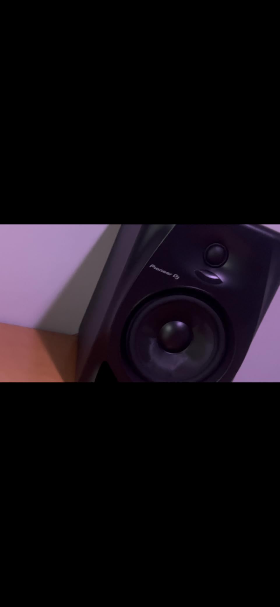 Pioneer DJ DM-50D Active 5-inch Desktop Monitor Speaker, Black customer photo 1