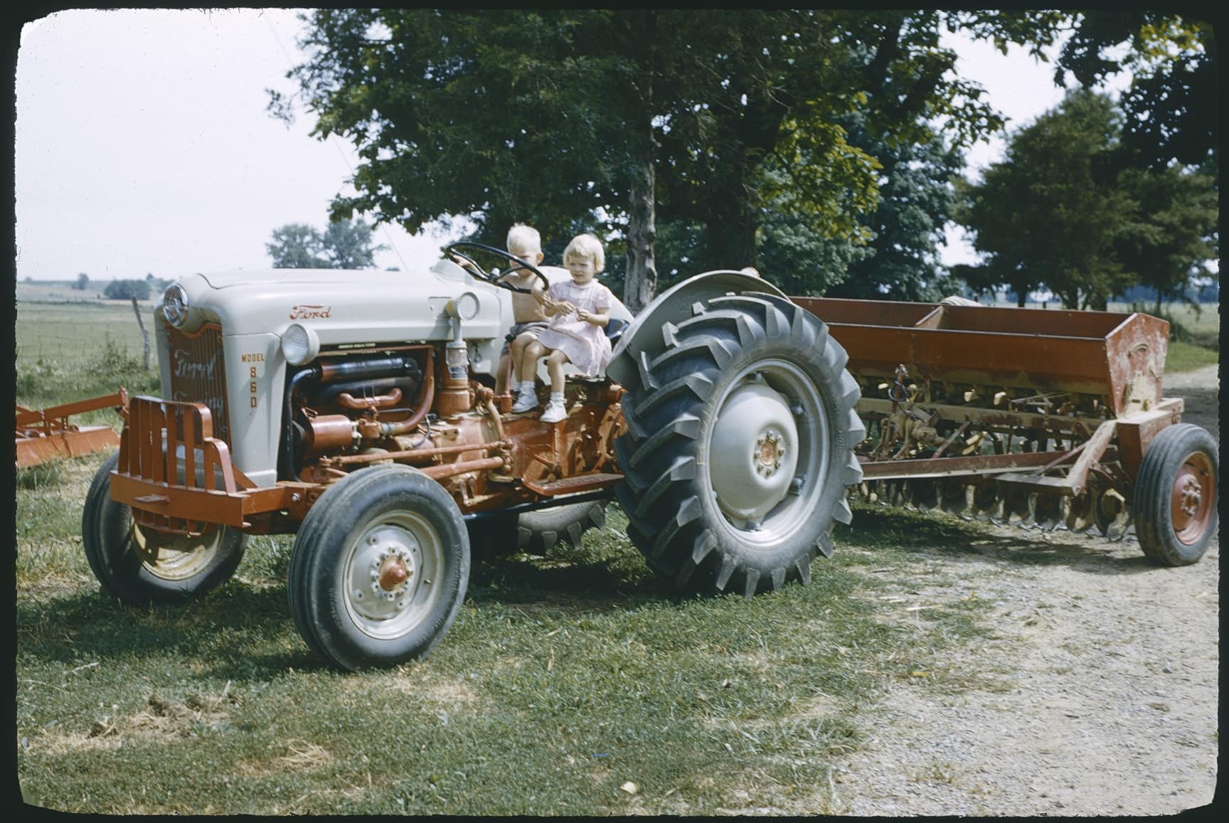 Plustek OpticFilm 8300i Ai Film Scanner - Converts 35mm Film & Slide into Digital, Bundle SilverFast Ai Studio 9 + QuickScan Plus, Include Advanced IT8 Calibration Target (3 Slide) customer photo 2