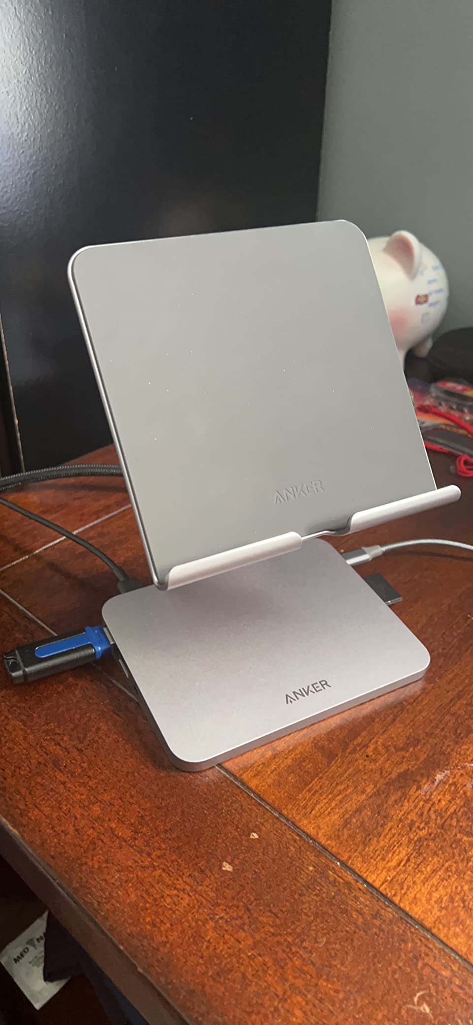 Anker USB C Hub for iPad, 551 USBC Hub (8-in-1), with Foldable Tablet Stand, 4K HDMI, 2 USB-A Data Ports, for iPad Pro 5th Gen/Air 5th Gen/Mini 6th and Later (Silver) customer photo 1