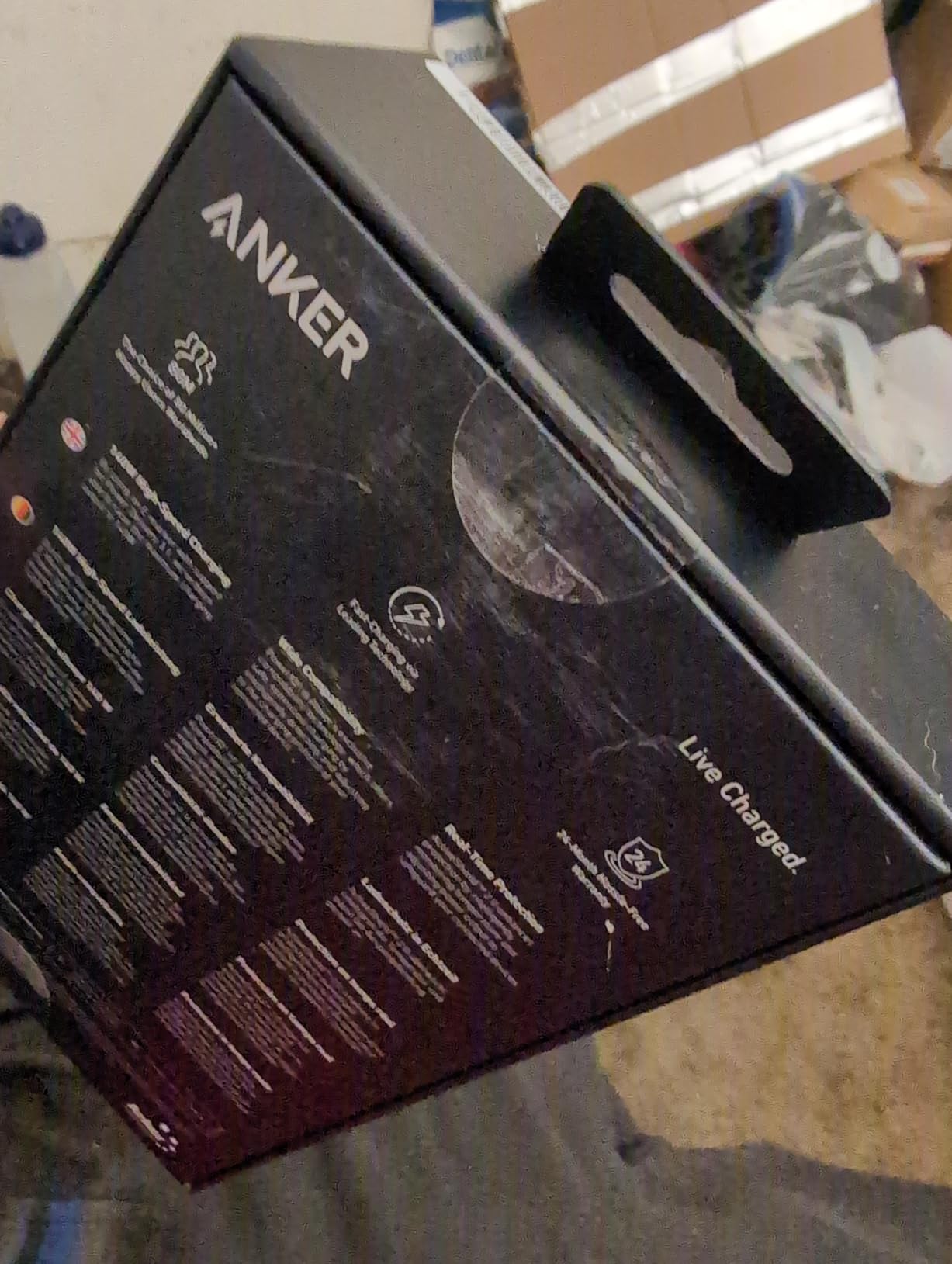 Anker 737 Power Bank, 140W Max 3-Port Laptop Portable Charger, 24,000mAh, Smart Display customer photo 2