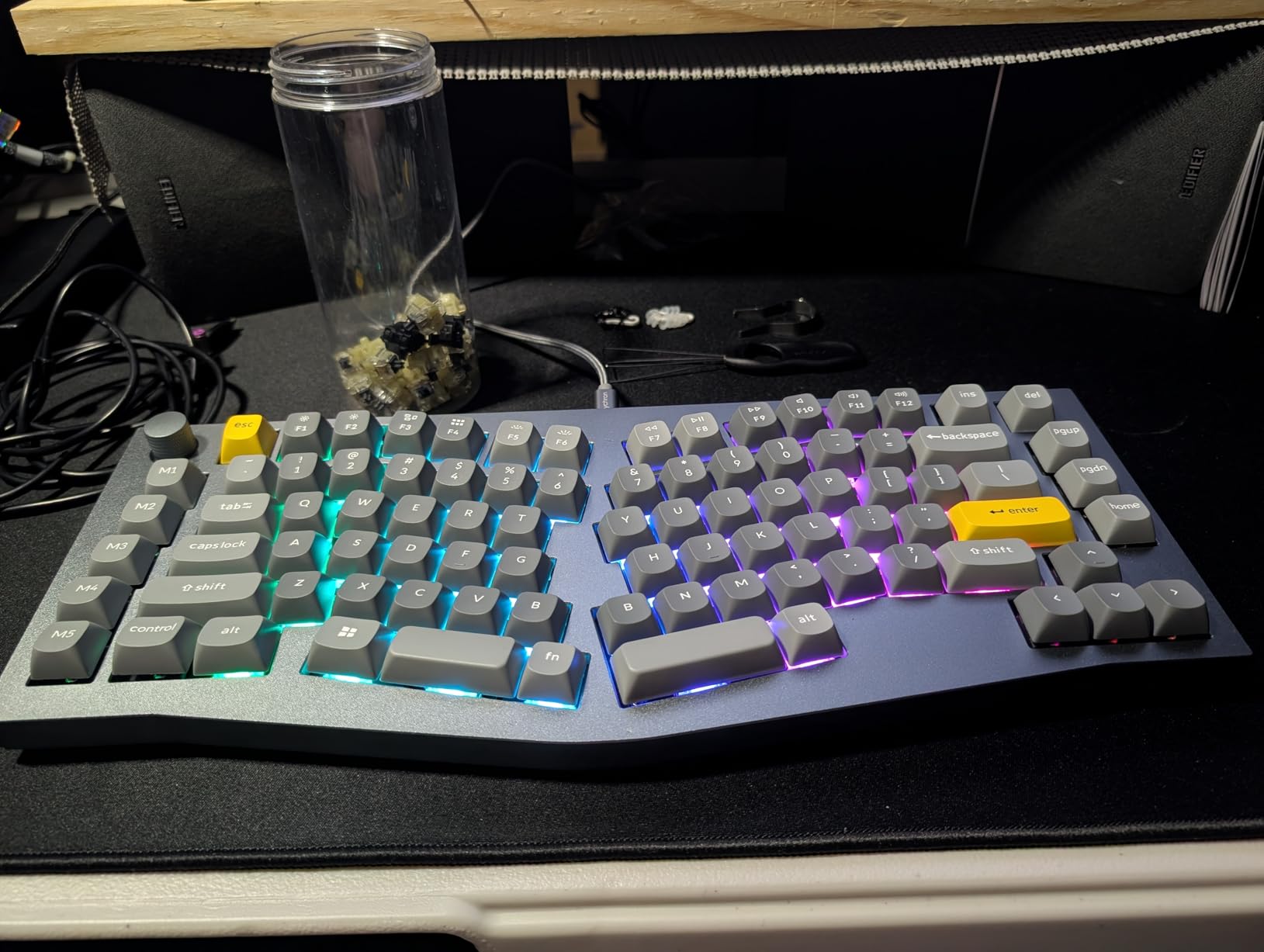 Keychron Q10 Wired Custom Mechanical Keyboard Knob Version, 75% Alice Layout QMK/VIA Programmable Macro with Hot-swappable Gateron G Pro Red Switch Compatible with Mac Windows Linux (Grey) customer photo 2