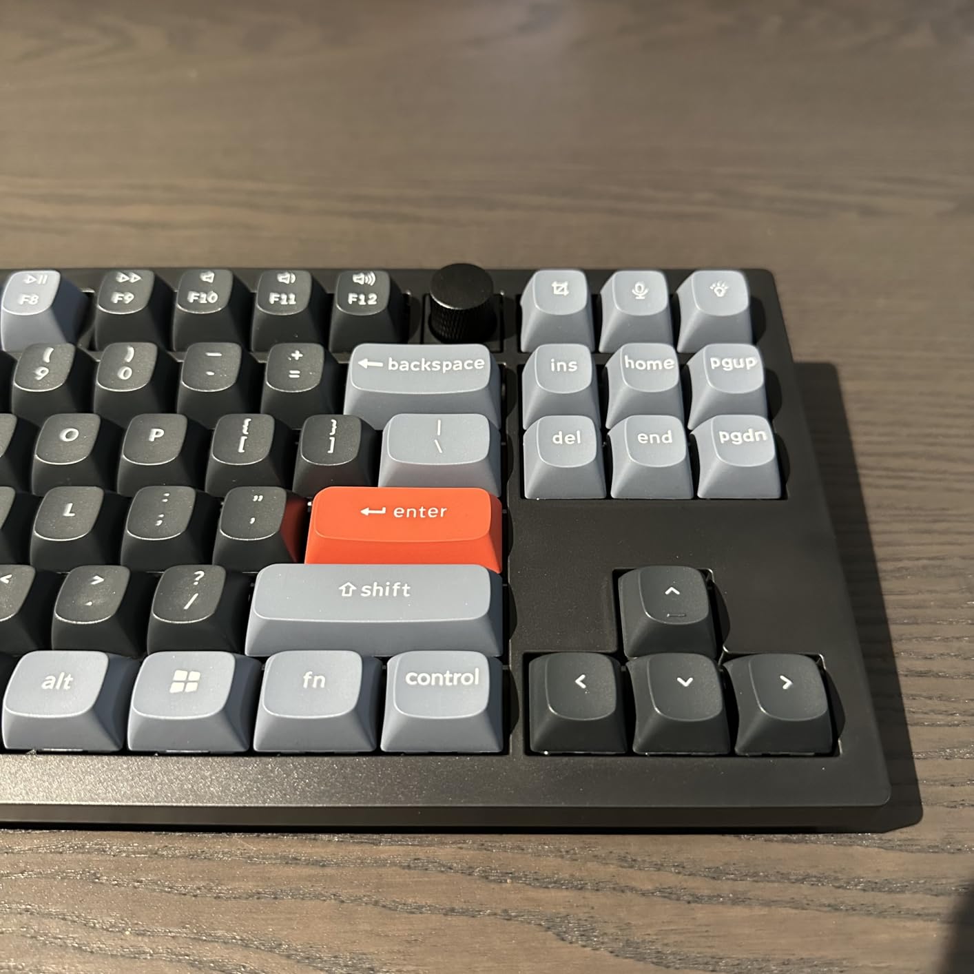 Keychron V3 Wired Custom Mechanical Keyboard Knob Version, TKL QMK/VIA Programmable Macro with Hot-swappable Keychron K Pro Red Switch Compatible with Mac Windows Linux Carbon Black (Non-Transparent) customer photo 2