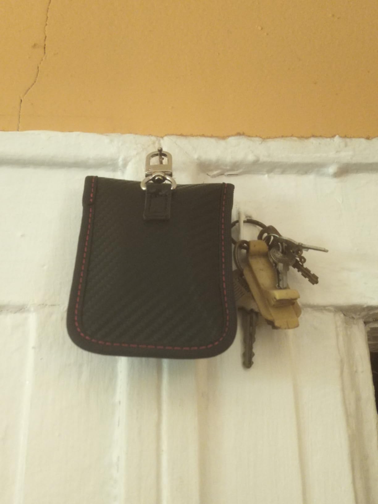 Faraday Pouch for Car Keys, Faraday Bag, Car RFID Signal Blocking Holder, Key Fob Protector, Key fob cage Block Signal Anti-Theft Fob Case (2 Pack) customer photo 1