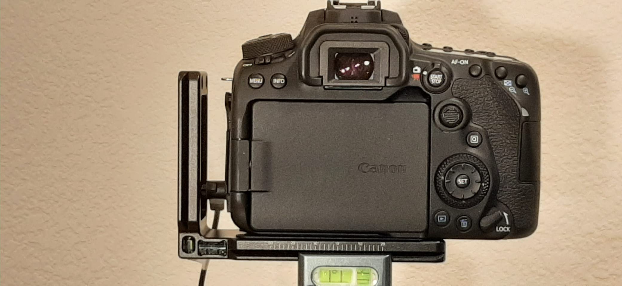 SUNWAYFOTO DPL-09 L Bracket for DSLR Arca Swiss Tripod Quick Release QR L Plate Camera Mount Accessory customer photo 1