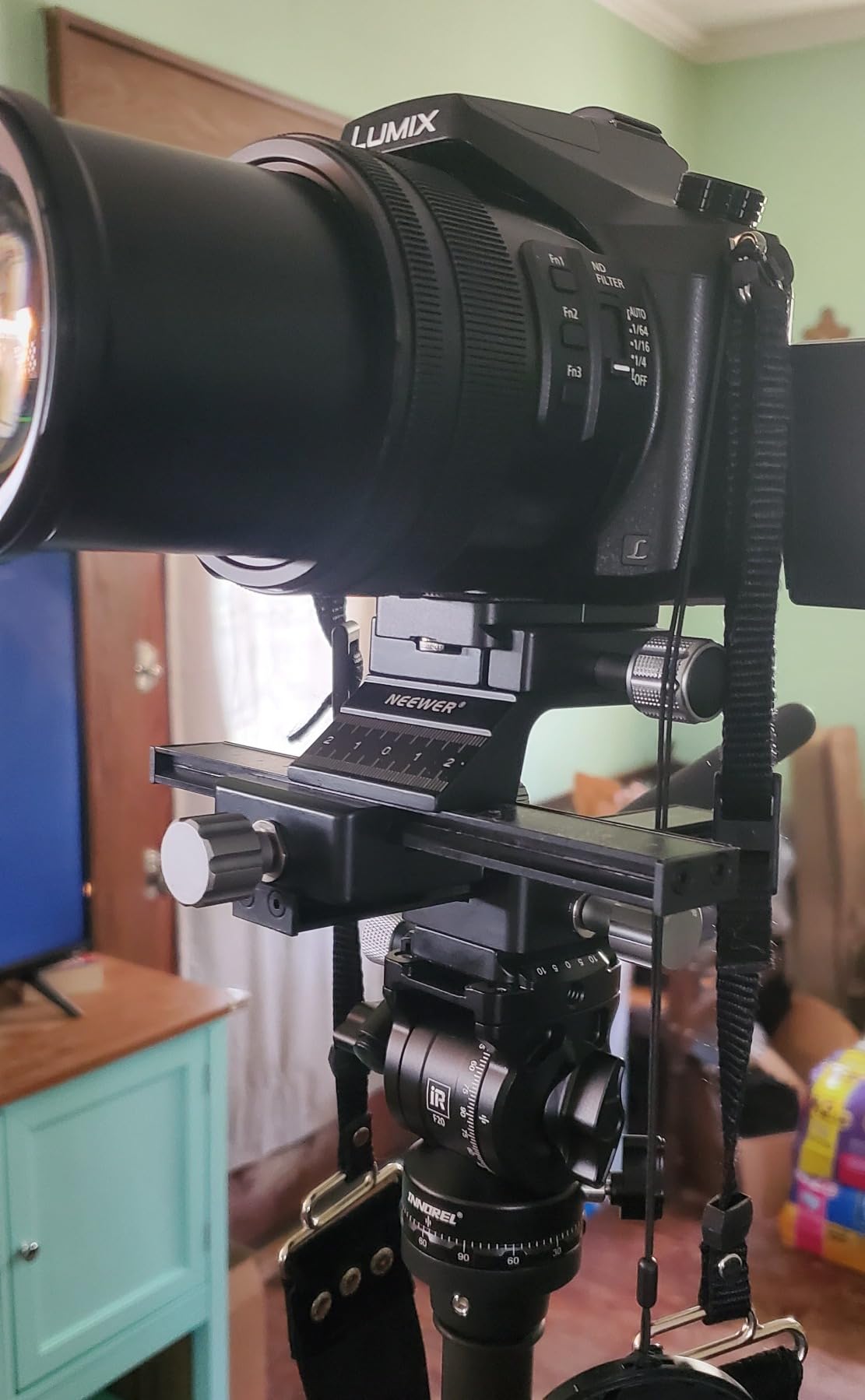 NEEWER 4-Way Macro Focusing Rail Slider with Quick Release Plate, 1/4