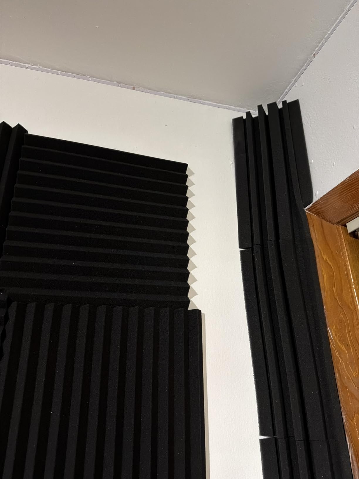 TroyStudio Bass Traps - 12 Pcs 4 X 4 X 12 Inches Dense Thick Studio Bass Foam Corner, Acoustic Treatment Panel Absorbing Echo Reverb, Low Frequency Sound Absorber for Music Room Home Recording Studio customer photo 1