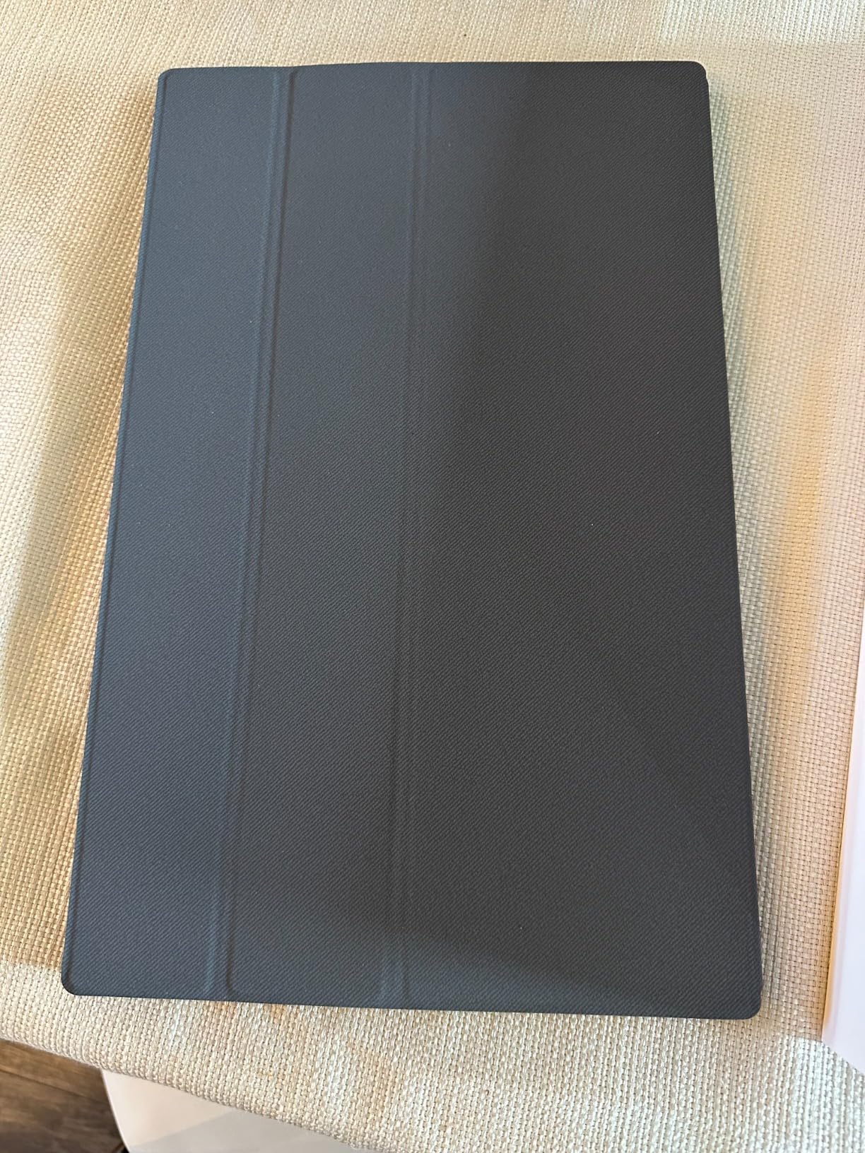 MNN Portable Monitor 15.6inch FHD 1080P USB C HDMI Gaming Ultra-Slim IPS Display w/Smart Cover & Speakers,HDR Plug&Play, External Monitor for Laptop PC Phone Mac (15.6'' 1080P) customer photo 1