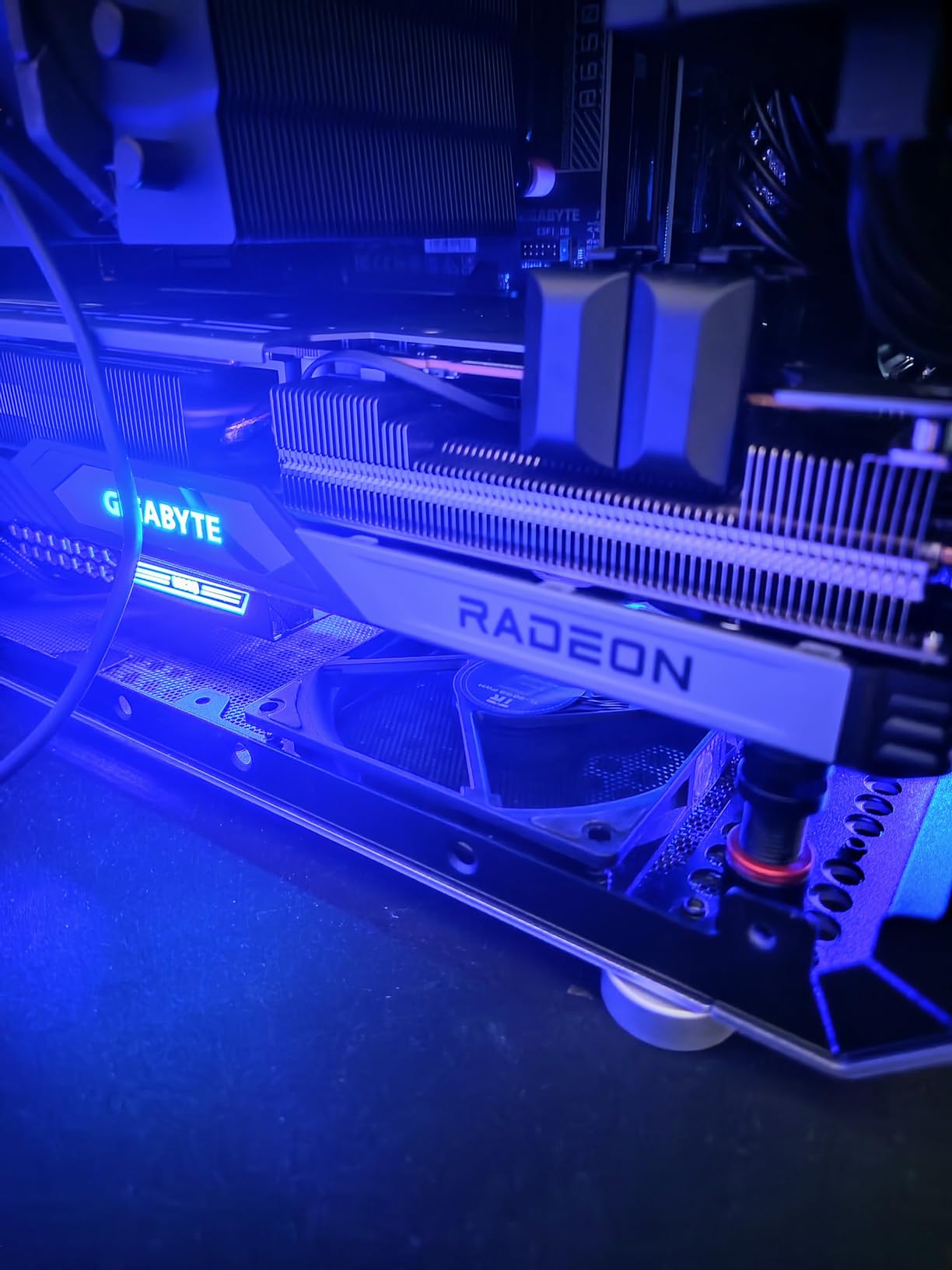 Game Capture Card, HDMI PCI-E 4K 30fps Record & Live Stream from Gaming Systems, Camcorders, DSLRs, Support Zero Delay HDMI Loop-Out customer photo 2