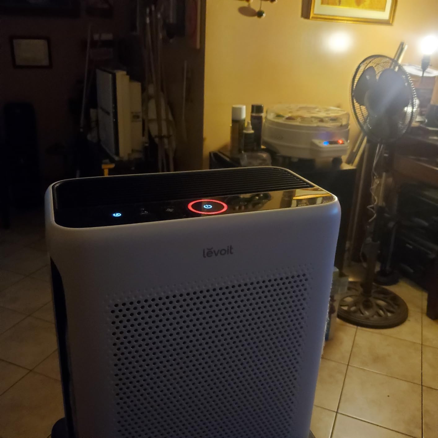 LEVOIT Air Purifiers for Home Large Room Up to 1875 Ft² with Washable Pre-Filter, AHAM VERIFIDE, Air Quality Monitor, HEPA Sleep Mode for Allergies, Pet Hair in Bedroom, Vital 200S-P, White customer photo 2