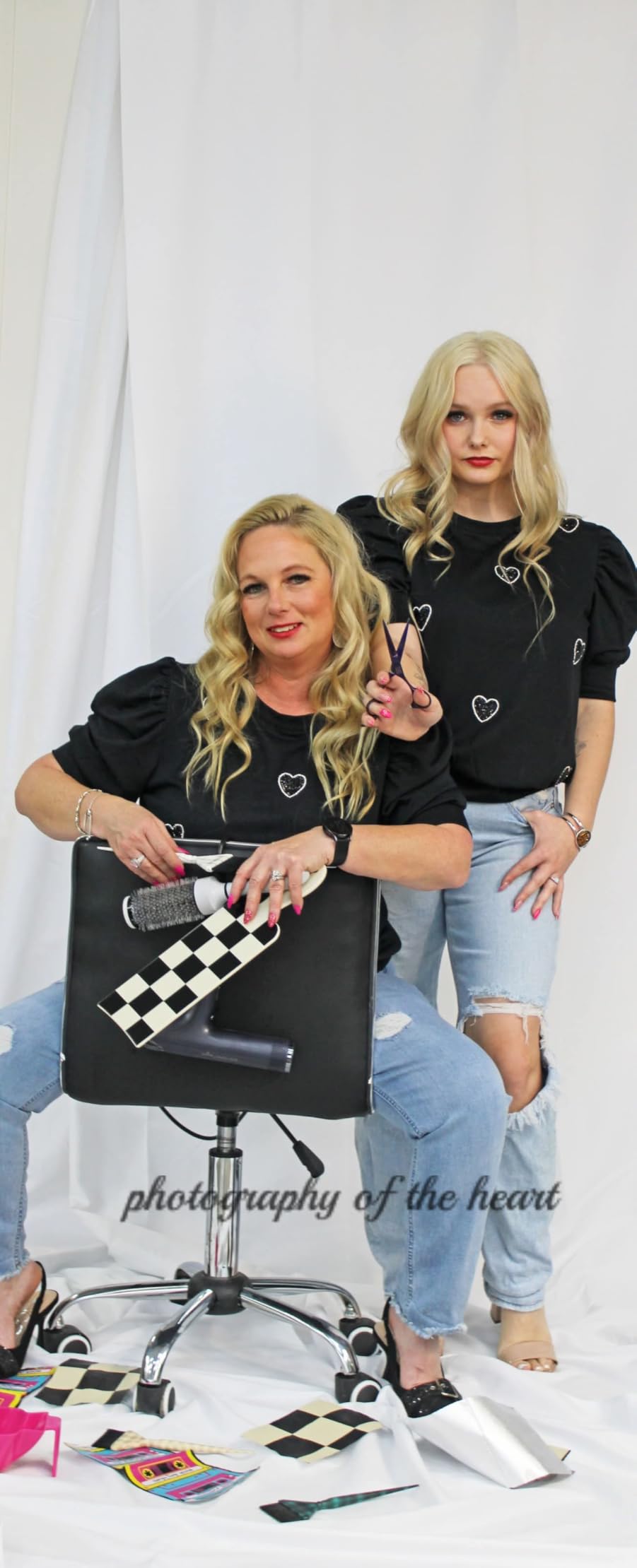 10X20ft Large Green Screen Backdrop for Photography, LCUIRC Two Rod Pocket Chromakey Collapsible Green Polyester Curtain with 4 Clamps for Photography, Zoom Meeting and Game Live Steaming customer photo 2