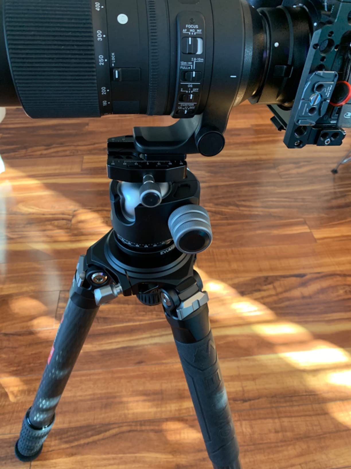 Low Profile Ball Head 55mm Tripod Ball Head Panoramic Tripod Head, CNC All Metal Tripod Camera Head, WEYLLAN CH55 with Mlok Rail Arca Swiss Quick Release Plate, Max Load 88lbs/40kg customer photo 1