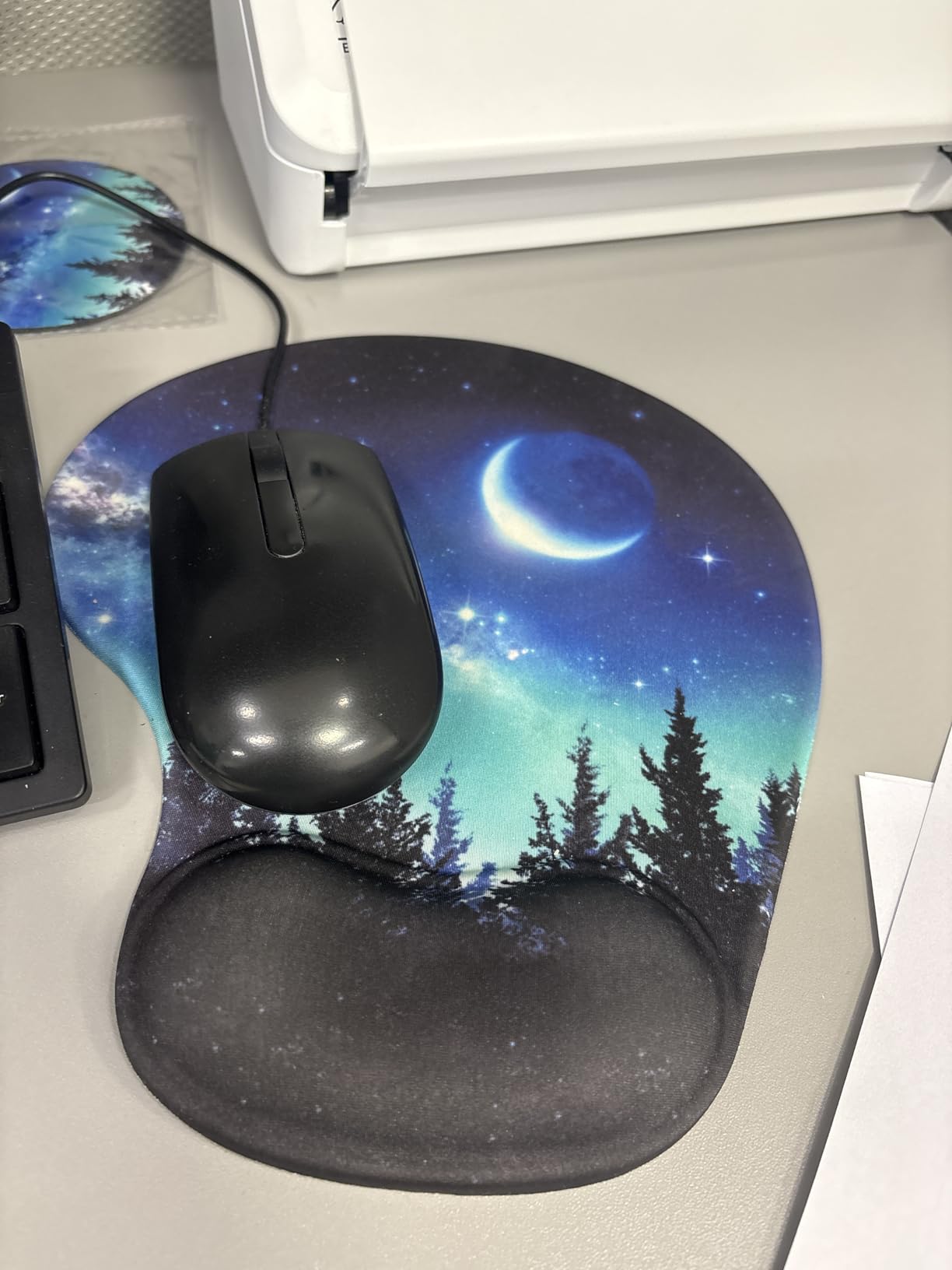 DOOKE Ergonomic Mouse Pad with Wrist Support, Mouse Pads with Non-Slip PU Base for Home Office Working Studying Easy Typing & Pain Relief Watercolor Floral customer photo 2