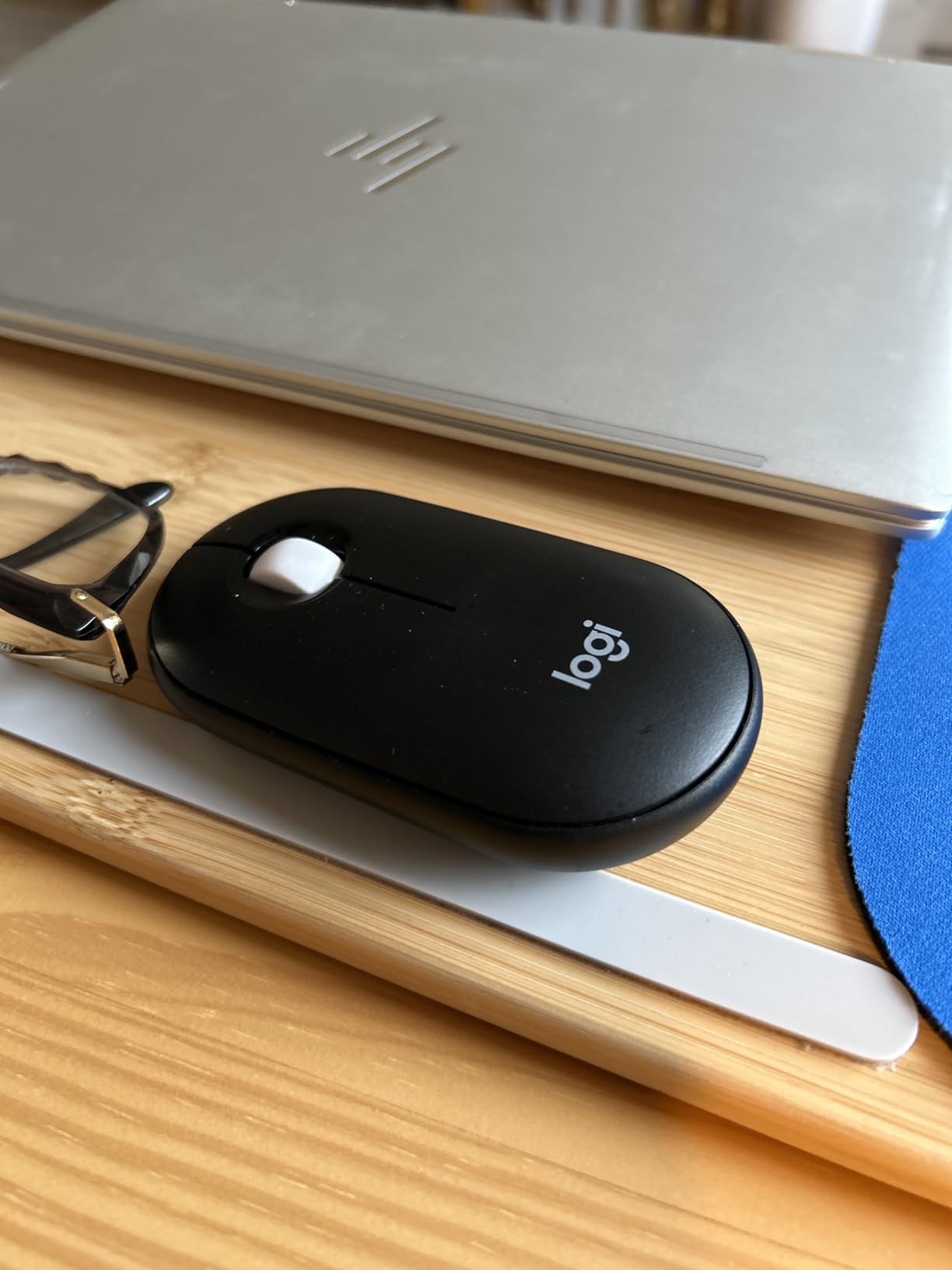 Logitech Pebble Mouse 2 M350s Slim Bluetooth Wireless Mouse customer photo 2