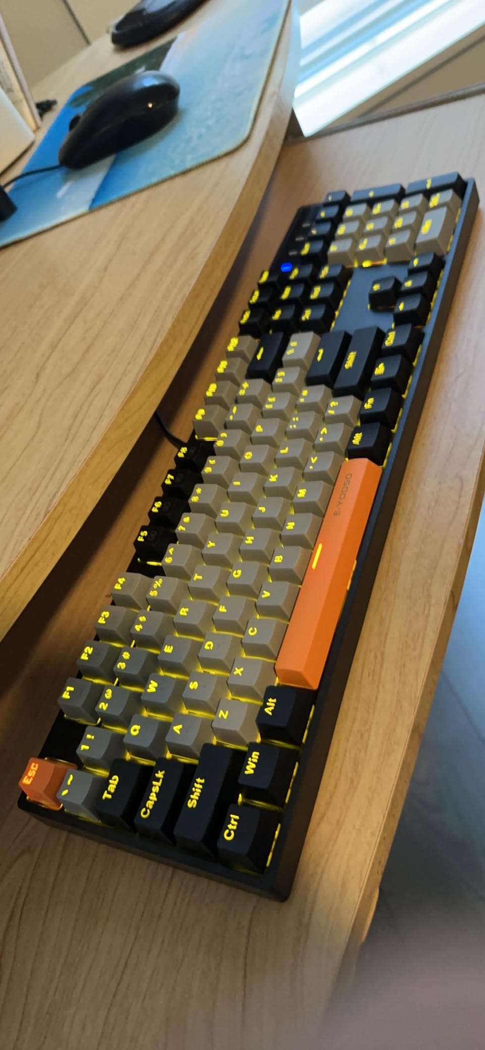 E-YOOSO Z-14 Wired Mechanical Gaming Keyboard 104 Key, Red Switch Hot Swappable Full-Size Office Work Computer Keyboards, Solid Yellow Backlit Mechanical Keyboard for PC Mac, Black customer photo 2