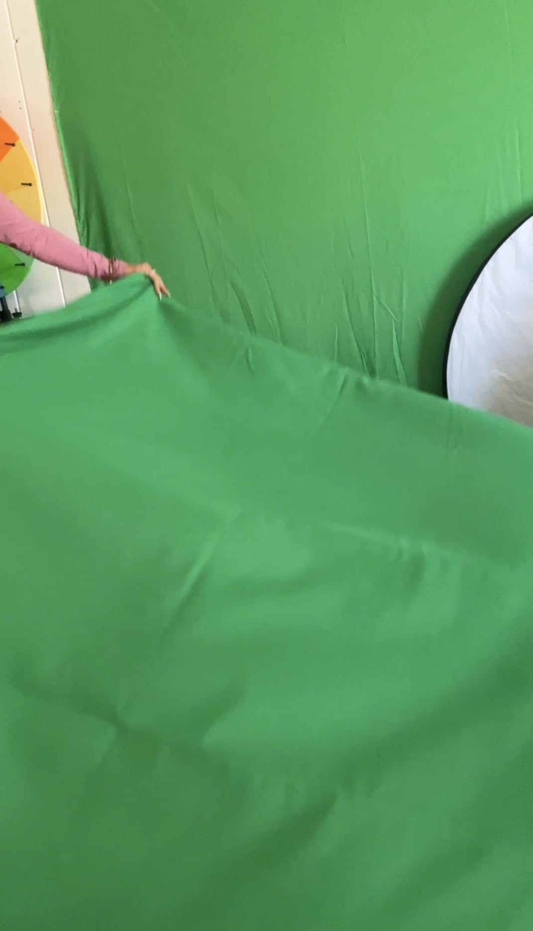 Green Screen Backdrop 10x10 ft, Chroma Key Greenscreen Background for Streaming Zoom, Photo Backdrop Curtain for Photography, Thick Polyester Fabric Cloth Sheet for Photoshoot Video customer photo 2