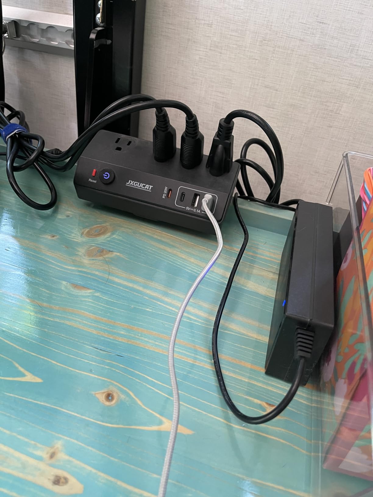 WAVLINK Displaylink Docking Station 3 Monitors with 130W Power Delivery, 10Gbps USB for MacBook M1/M2/M3/Windows, USB-C(3 HDMI, 2 DisplayPort, 2 USB-C, 4 USB3.1, Ethernet, Audio) customer photo 2