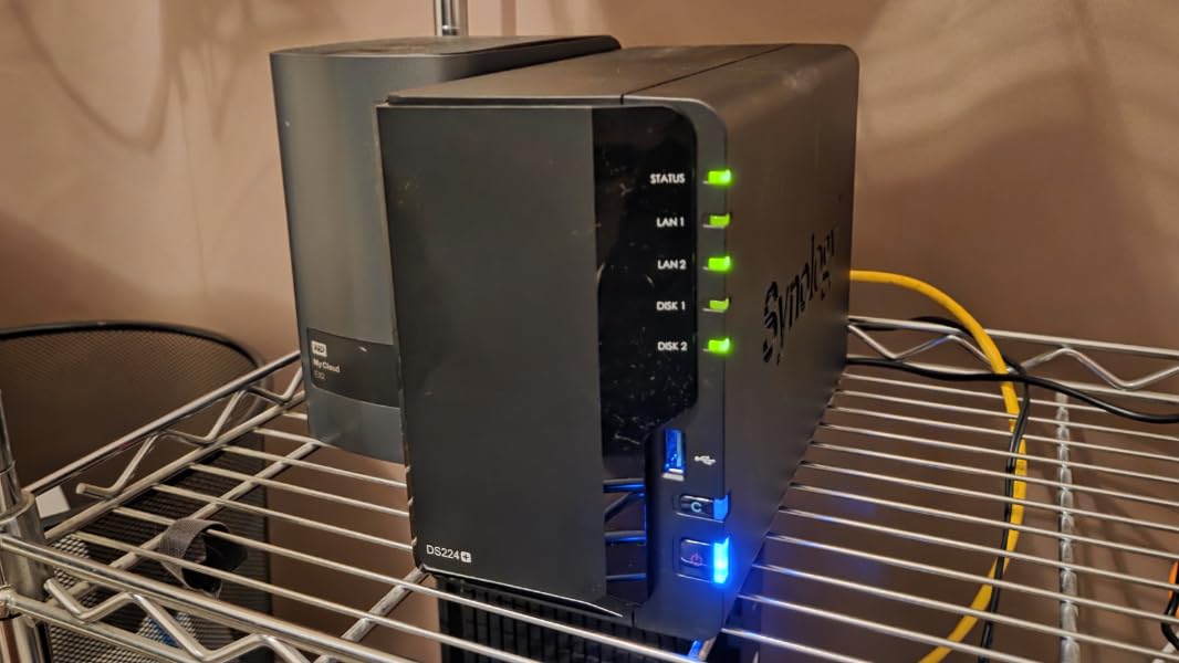 Synology 1-Bay DiskStation DS124 (Diskless) customer photo 1