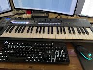 Novation FLkey 61 MIDI Keyboard - Seamless FL Studio Integration with Chord Mode and Scale Mode. All the software you need for Music Production customer photo 1