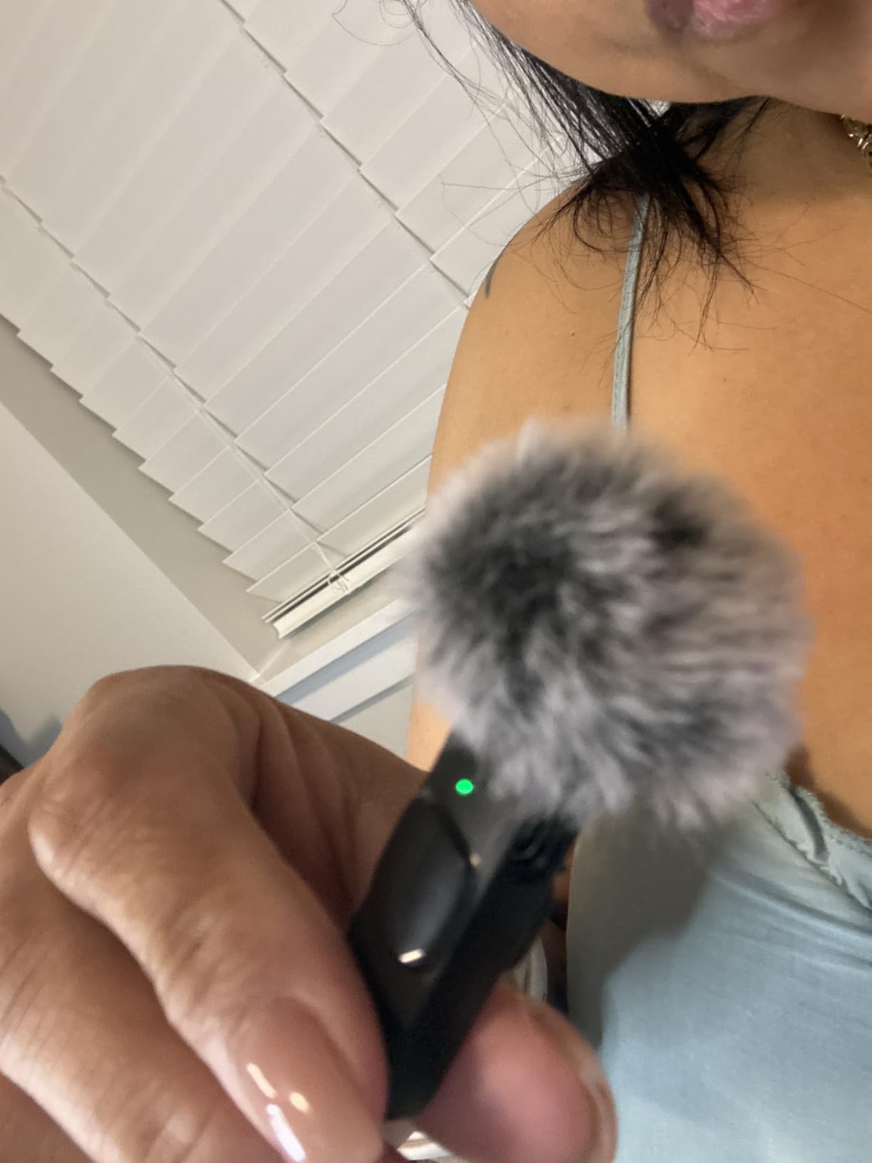 Labstandard Professional Wireless Lavalier Lapel Microphone for iPhone, iPad, mini Video Recording Mic for Interview Video Podcast Vlog YouTube&Livestream, Noise Reduction, Plug &Play customer photo 1