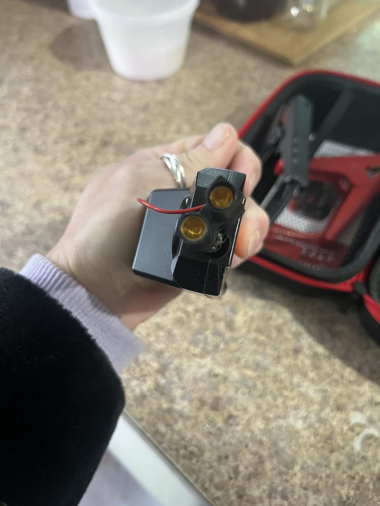 S ZEVZO ET03 Car Jump Starter 4000A Battery Pack for Up to 8.0L Gas and 7.0L Diesel Engines, 74Wh Portable 12V Jump Box customer photo 1