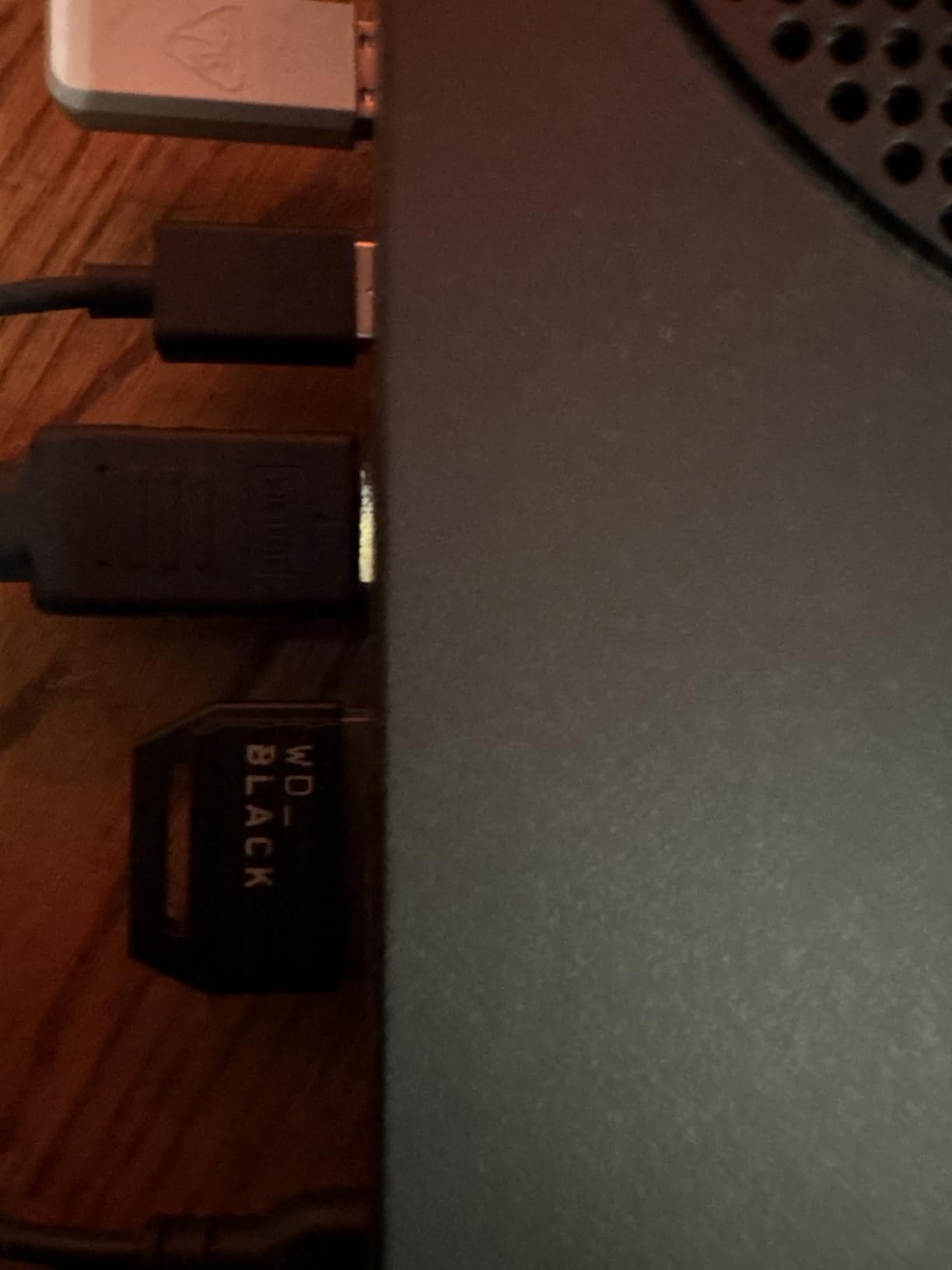 WD_Black 1TB C50 Storage Expansion Card, Officially Licensed for Xbox - Quick Resume, Plug & Play, NVMe SSD Expansion for Xbox Series X|S Gaming Consoles - WDBMPH0010BNC-WCSN customer photo 1