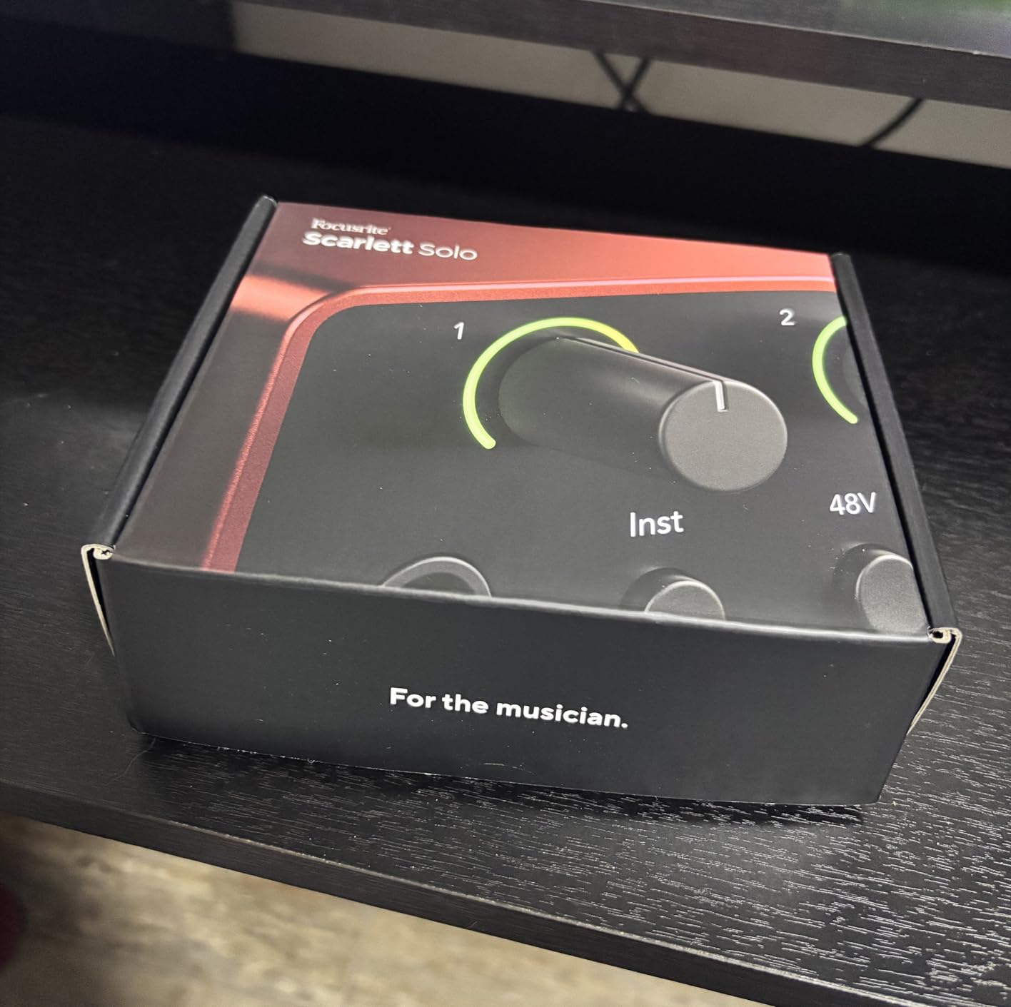 Scarlett Solo 4th Gen USB Audio Interface, for the Guitarist, Vocalist, or Producer - High-Fidelity, Studio Quality Recording, and All the Software You Need to Record customer photo 1