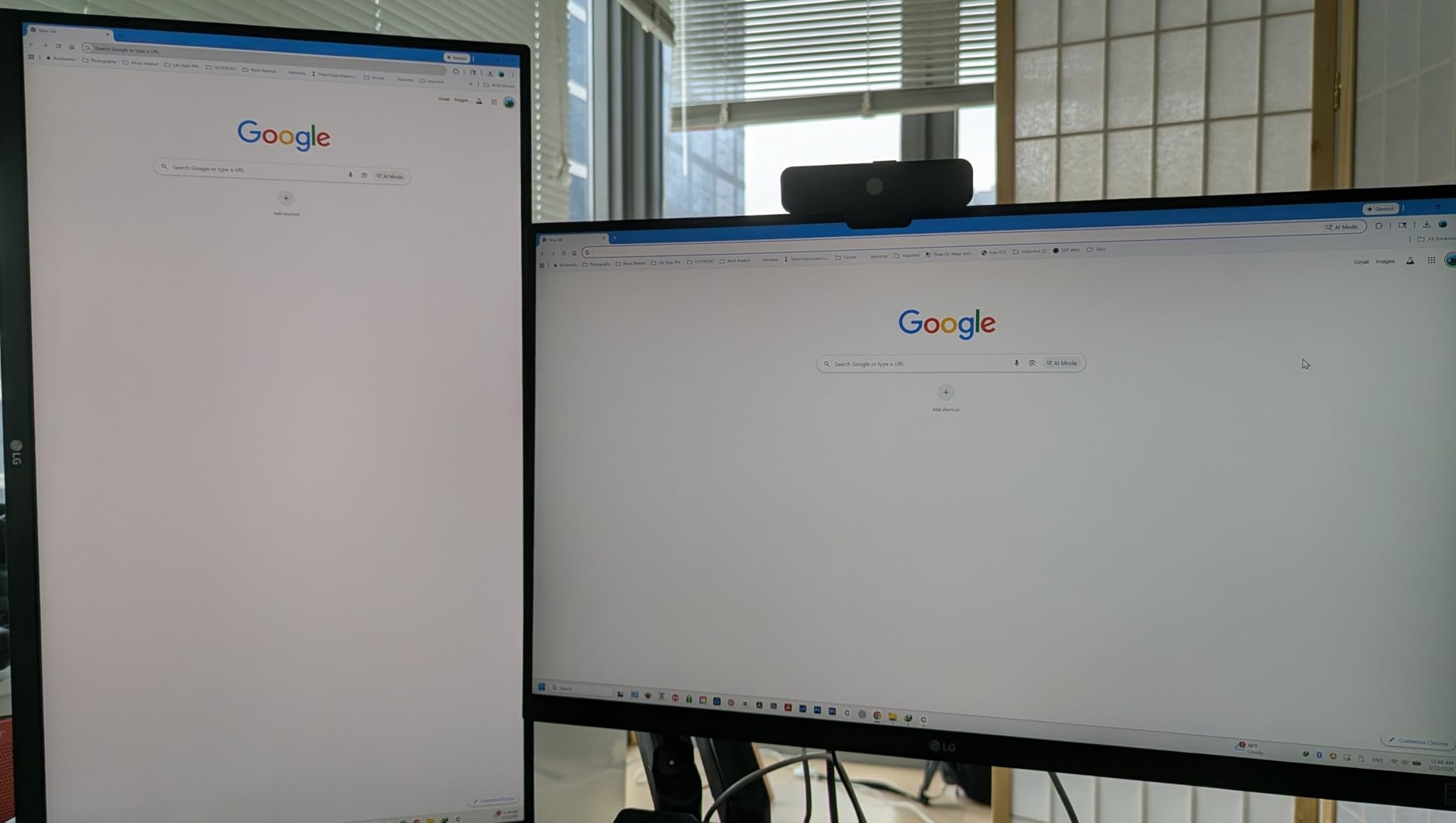 ErGear Single Monitor Arm for 13-36 inch Screens, Adjustable Gas Spring Monitor Mount Holds up to 22 lbs, Computer Monitor Stand with VESA Mount, C-Clamp & Grommet Base, Max VESA 100x100mm customer photo 2