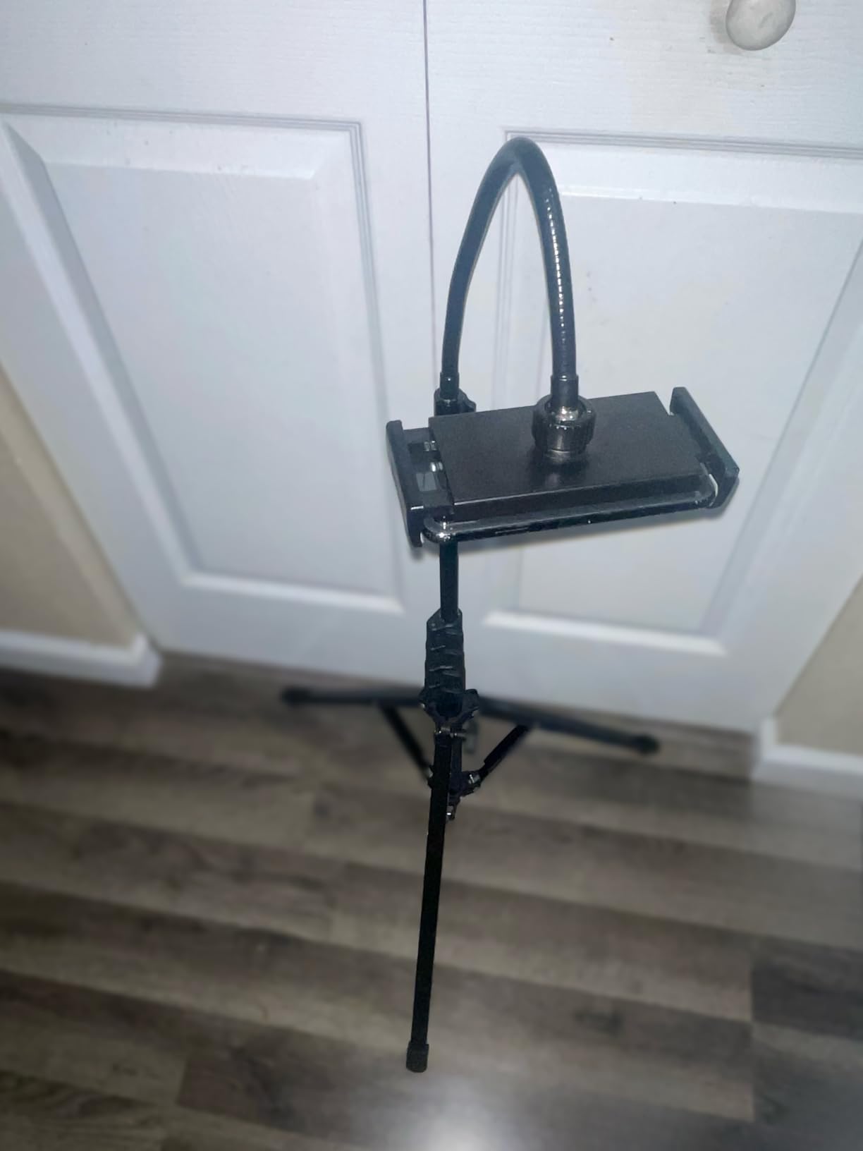 Weilisi Heavy Duty Tablet Tripod Stand 82