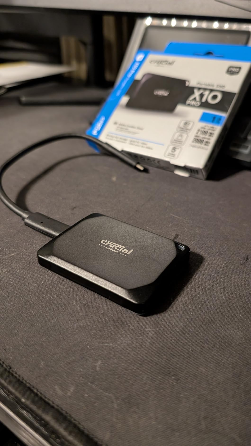 Crucial X10 Pro 1TB Portable SSD, Up to 2100MB/s Read, 2000MB/s Write, 3.2 USB-C, External Solid State Drive, Durable Storage for PC & Mac, for Professional Creators, Black - CT1000X10PROSSD902 customer photo 2