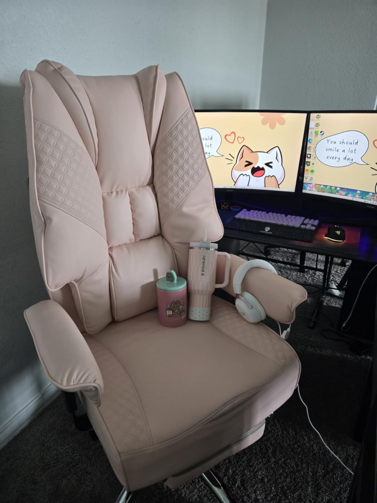 EXCEBET Big and Tall Office Chair 400lbs Wide Seat, Leather High Back Executive Office Chair with Foot Rest, Ergonomic Chairs Lumbar Support for Lower Back Pain Relief (Black) customer photo 1