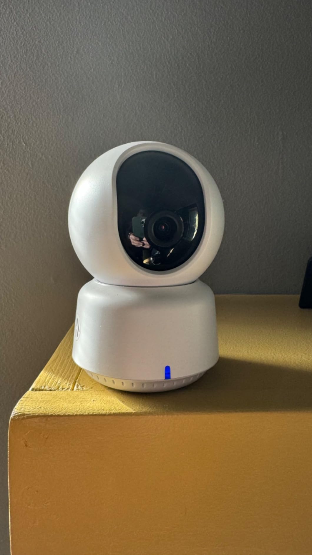 Aqara 2K Indoor Security Camera E1, HomeKit Secure Video Indoor Camera, Pan & Tilt customer photo 2