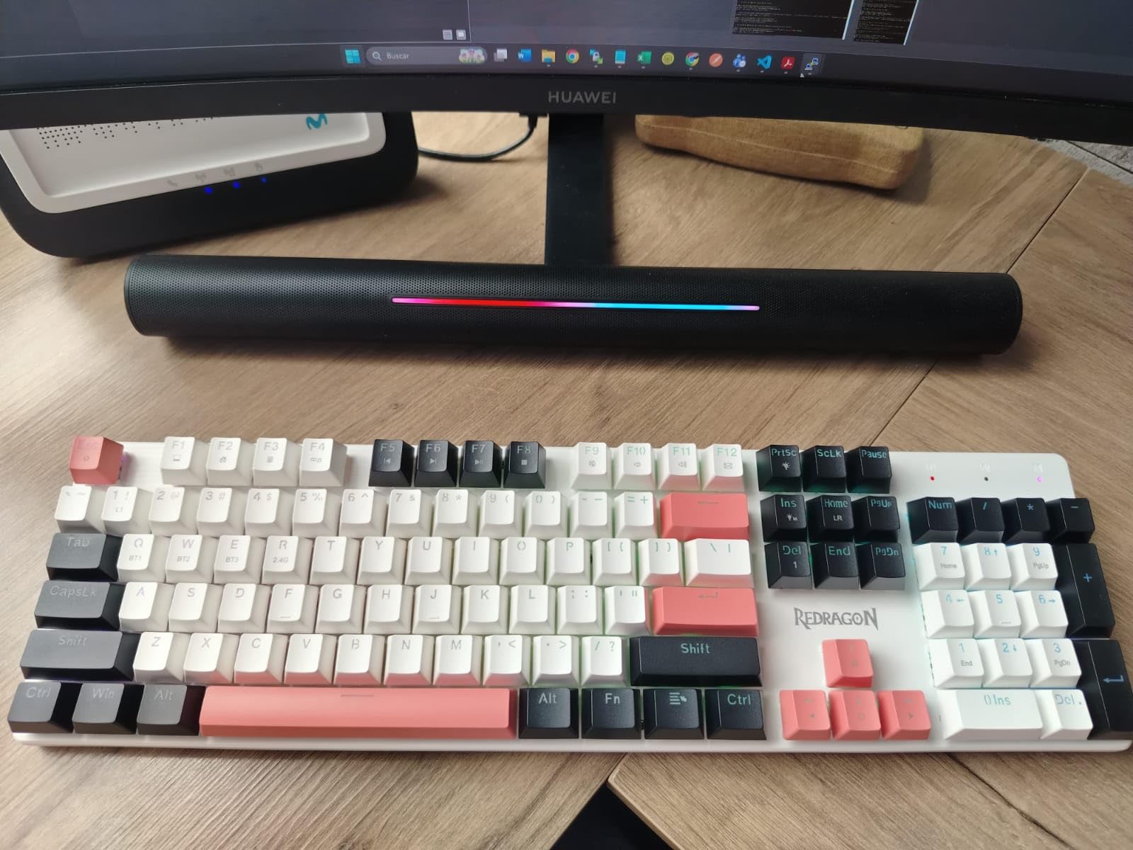 Redragon Mechanical Gaming Keyboard Wired, 11 Programmable Backlit Modes, Hot-Swappable Red Switch, Anti-Ghosting, Double-Shot PBT Keycaps, Light Up Keyboard for PC Mac customer photo 1