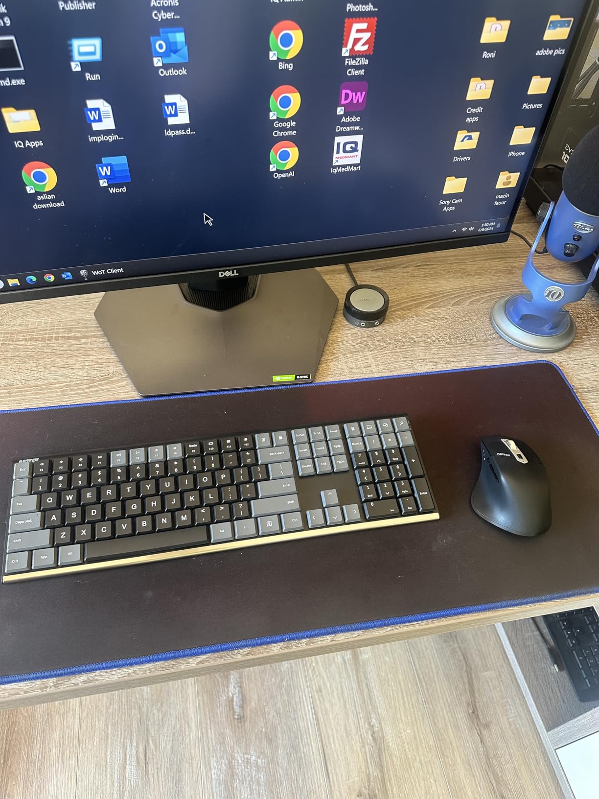 Arteck Mechanical 2.4G USB Wireless Performance Keyboard, Tacktile Quiet Brown Switches, Stainless Steel Low Profile for PC/Desktop/Laptop/TV and Windows 11/10 Built in Rechargeable Battery Black customer photo 1